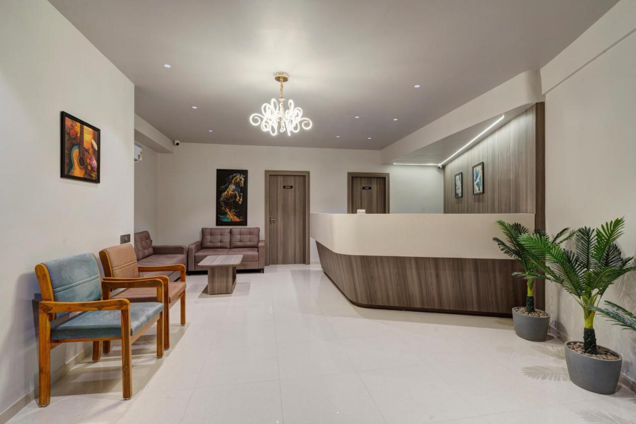 Hotel Sparsh Divine Ahmedabad Exterior foto